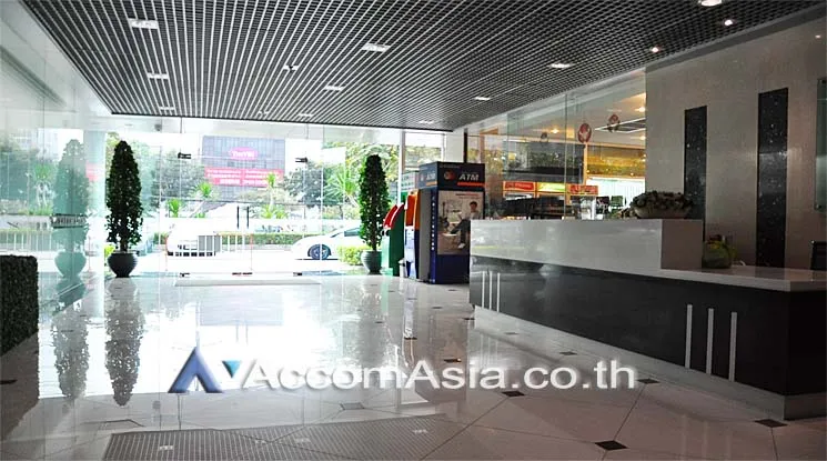unit Office space For Rent in Ratchadaphisek, Bangkok  near MRT Ratchadaphisek (AA13907)